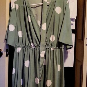 Green dress with belt size 2x